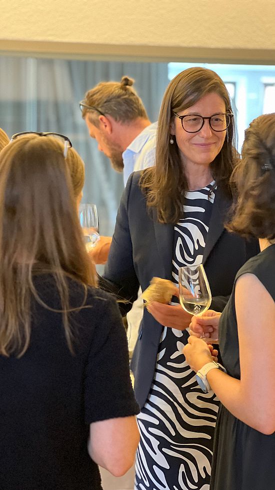 Ehrung einzelner Diplomand*innen - Diplomand*in mit Direktorium