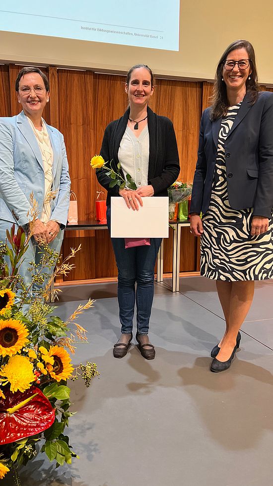 Ehrung einzelner Diplomand*innen - Diplomand*in mit Direktorium