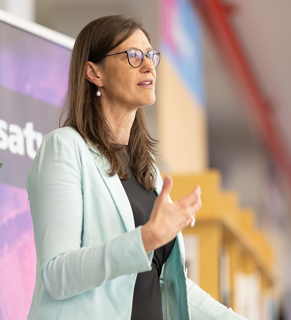 Susanne Metzger bei der Präsentation